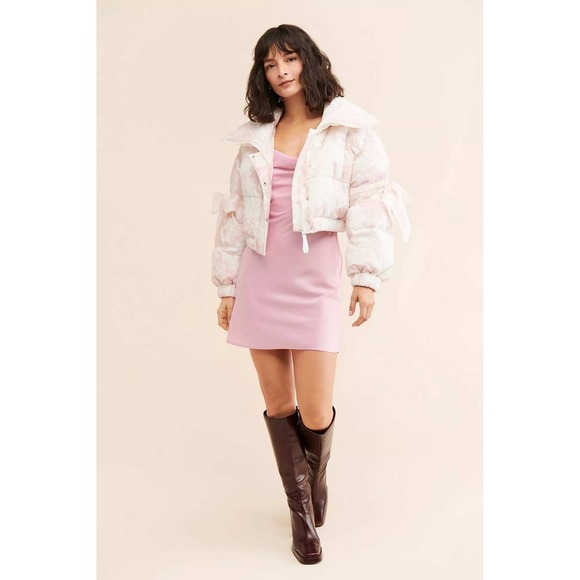 Selkie Cropped Printed Puffer Castle Coat Pink Floral Marshmallow Size Medium - Picture 4 of 6